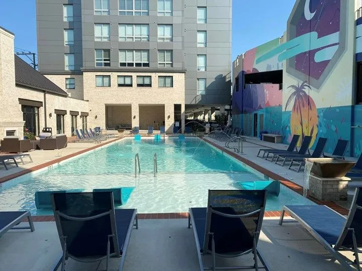 Picture32-2880w Picture32-2880w